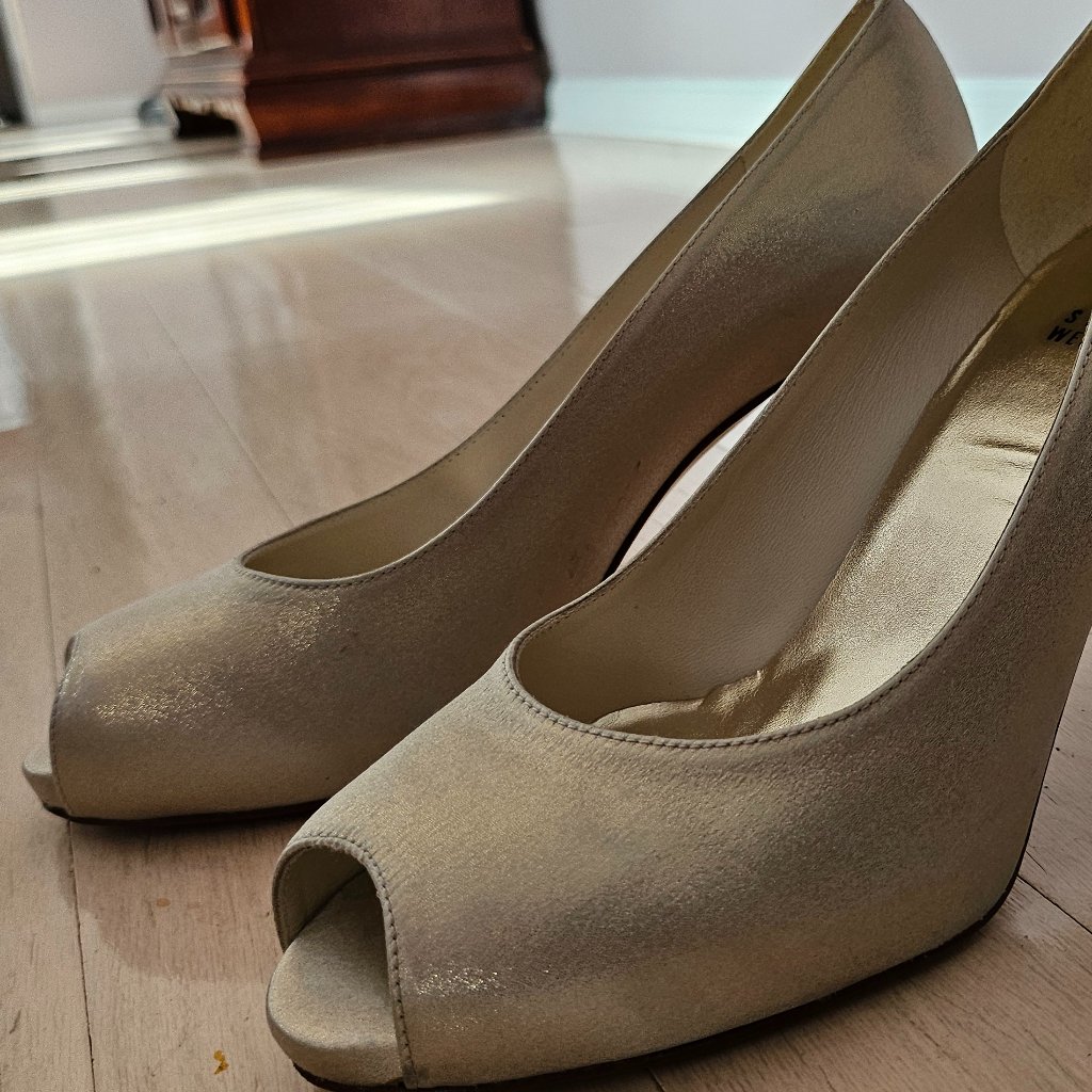 Stewart Weitzman Shoes 8.5 Wedding Original Box Warned Once